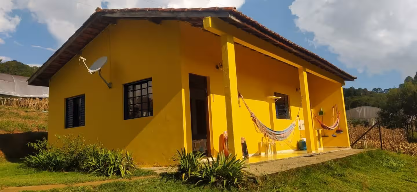 Fachada da hospedagem do Sítio São Jorge em Piedade